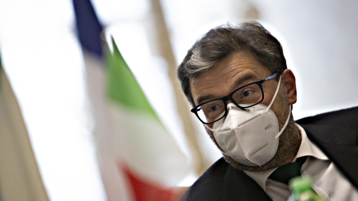 Sostegni bis: 100 milioni ad Alitalia. I ristoratori saranno felici