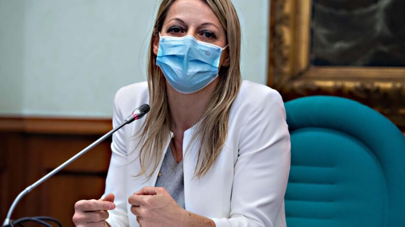 Via alla commissione sugli affidi illeciti. «Giustizia per i bimbi rubati ai genitori»
