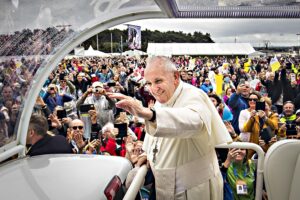 Le famiglie italiane grate a Francesco. Però è solo l’inizio