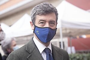 Orlando spinge per il salario minimo ma a discapito di altri diritti e tutele
