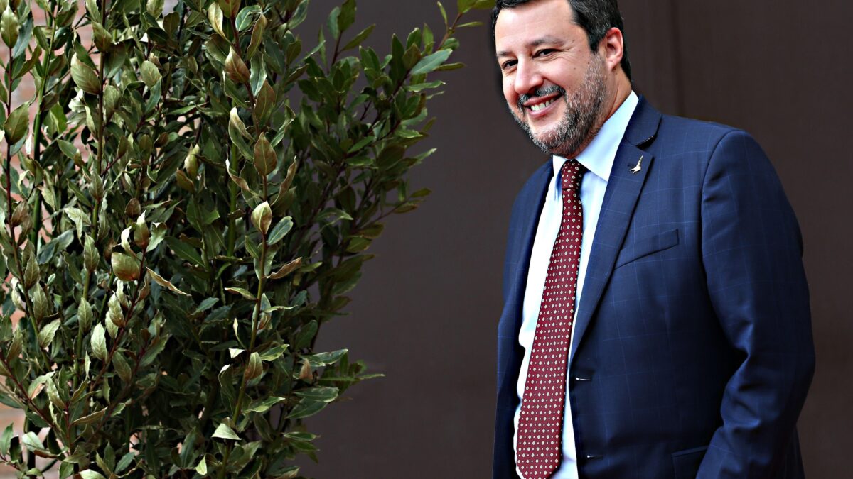 Salvini: «Il referendum per tagliare le unghie ai pm»