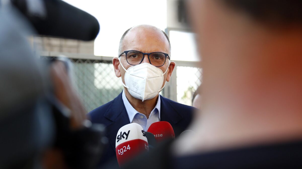 Letta si busca l’ennesimo ceffone. E il Nazareno medita il colpo di grazia
