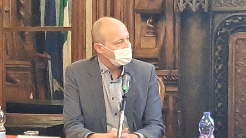 Le 1.500 pagine affidate alla Procura riscrivono la storia della pandemia