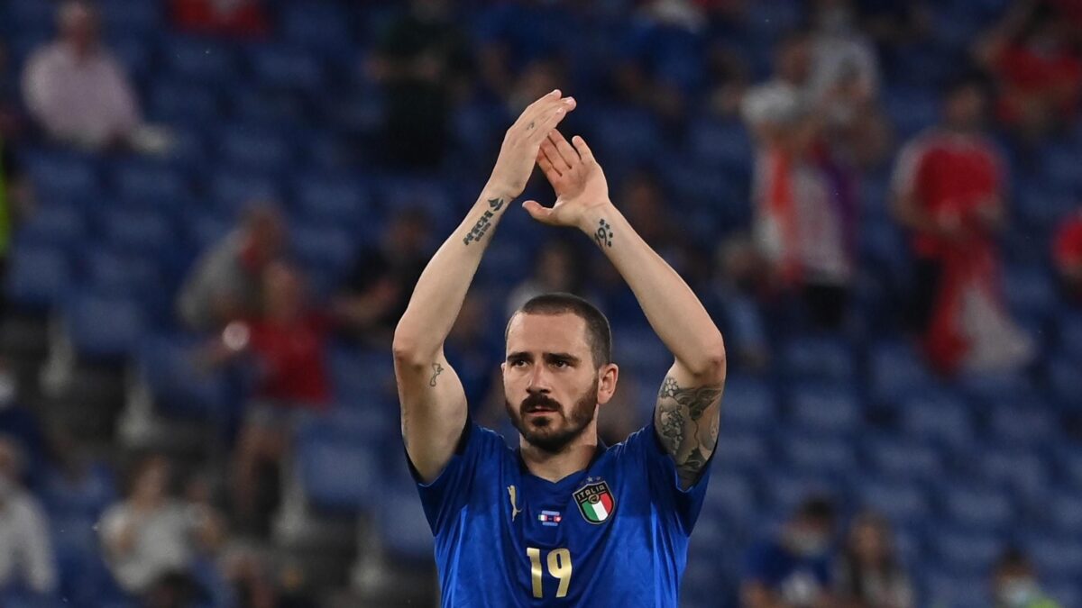 Giallo sull’Italia in ginocchio. Bonucci prende tempo: «Si decide dopo la riunione»