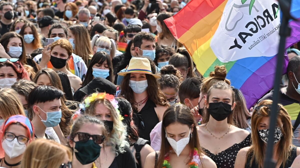 «Odio e manipolazione nei nostri manifesti a Como! La verità vi fa male lo sappiamo»