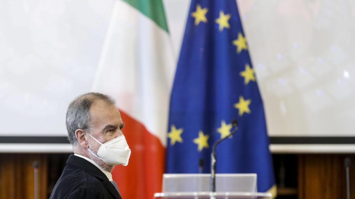 Calderoli: «La giustizia va riformata fuori dall’Aula»
