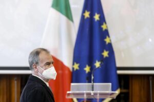 Calderoli: «La giustizia va riformata fuori dall’Aula»