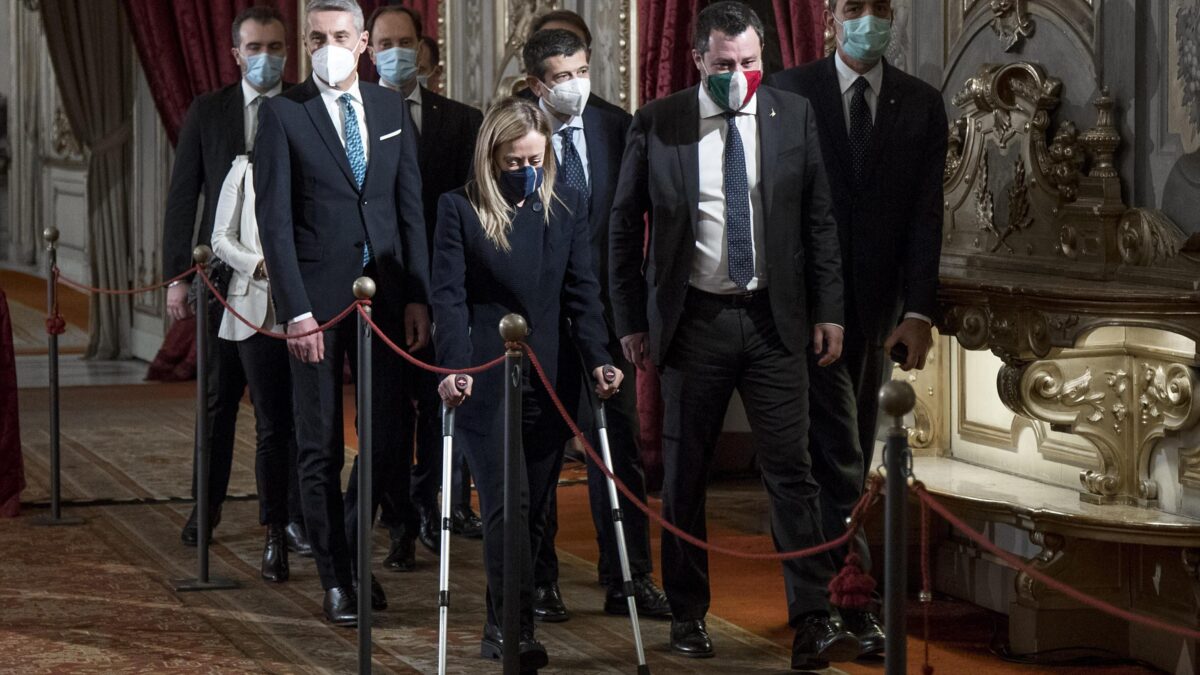 Bruciato un altro candidato a Varese. E intanto Sala sfotte il centrodestra