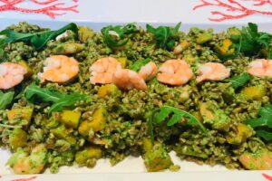Cuciniamo insieme: farro con gamberi, melone e pesto di rucola