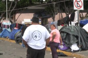 Immigrazione, americani scontenti di Biden. E Trump si scalda