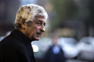 «Via i procuratori, non servono al calcio»