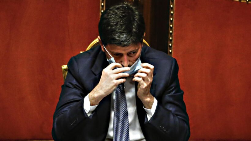 Draghi commissaria Speranza: era ora