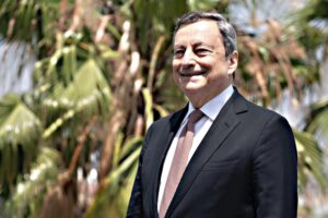 Il premier mostra intesa con Salvini. Delusi i fan dell’emergenza perenne