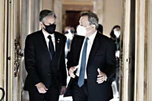 L’uomo di Biden a Roma spiega le priorità americane al Quirinale e al Vaticano