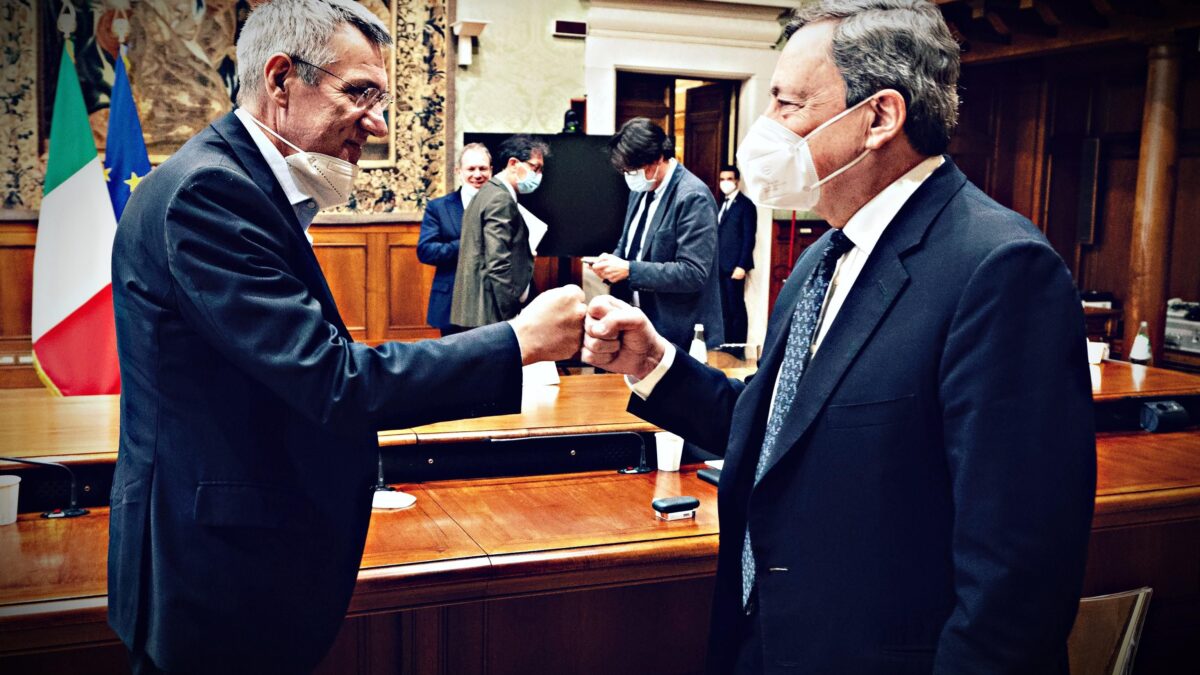 Stop ai licenziamenti. Draghi e sindacati trattano a oltranza. Accordo vicino
