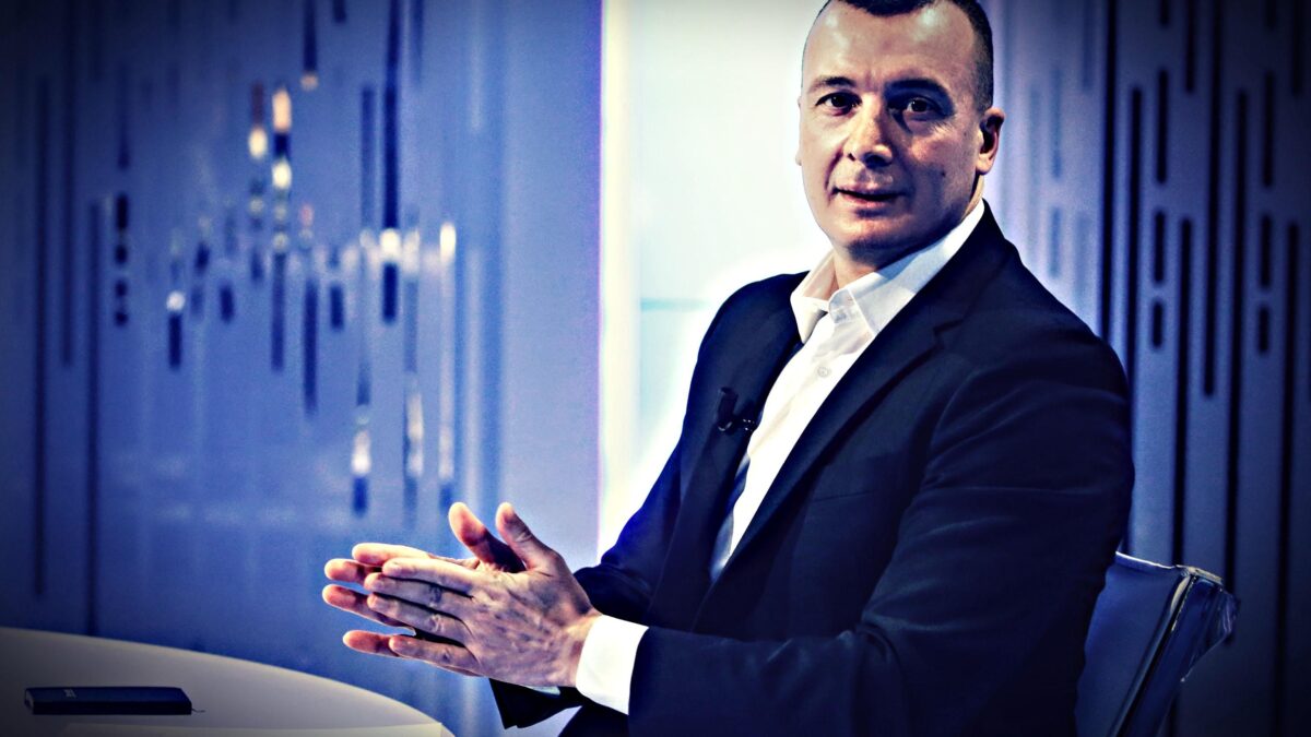 Beppe fa i piani per arrivare al 2023. Giuseppi mina vagante per Draghi