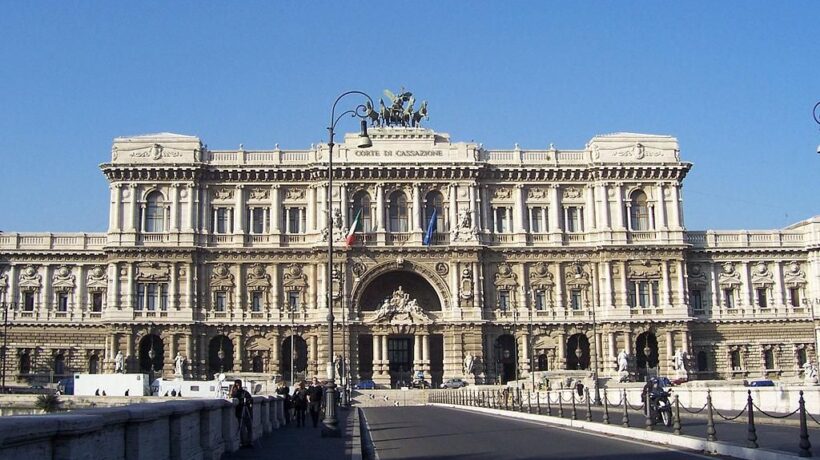 Referendum, è già record di firme. Dopo l’Udc, c’è il sì dei Riformisti