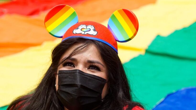 Non bastava censurare Topolino è sessista anche il cavo dei microfoni