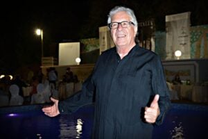 «Canto la solitudine forzata di questi mesi. Ma in un napoletano che tutti capiscono»