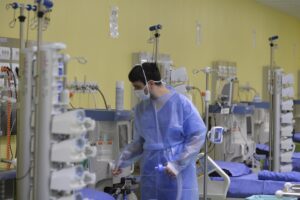 Zero nuovi lombardi in rianimazione. Sì alle visite ai parenti in ospedale