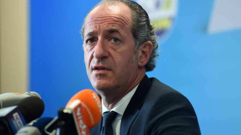 Tar pronti ad aiutare i camici bianchi. Zaia li reintegra e spara sulla legge