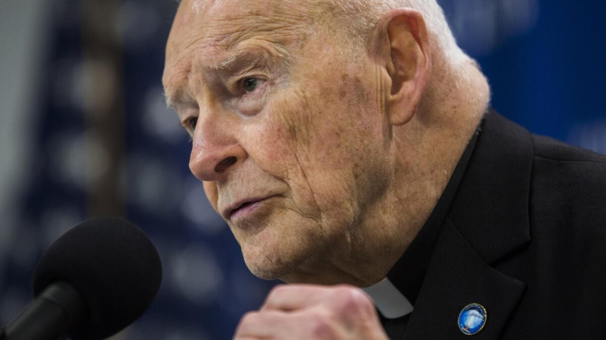 McCarrick incriminato per pedofilia. Le domande di Viganò tornano attuali