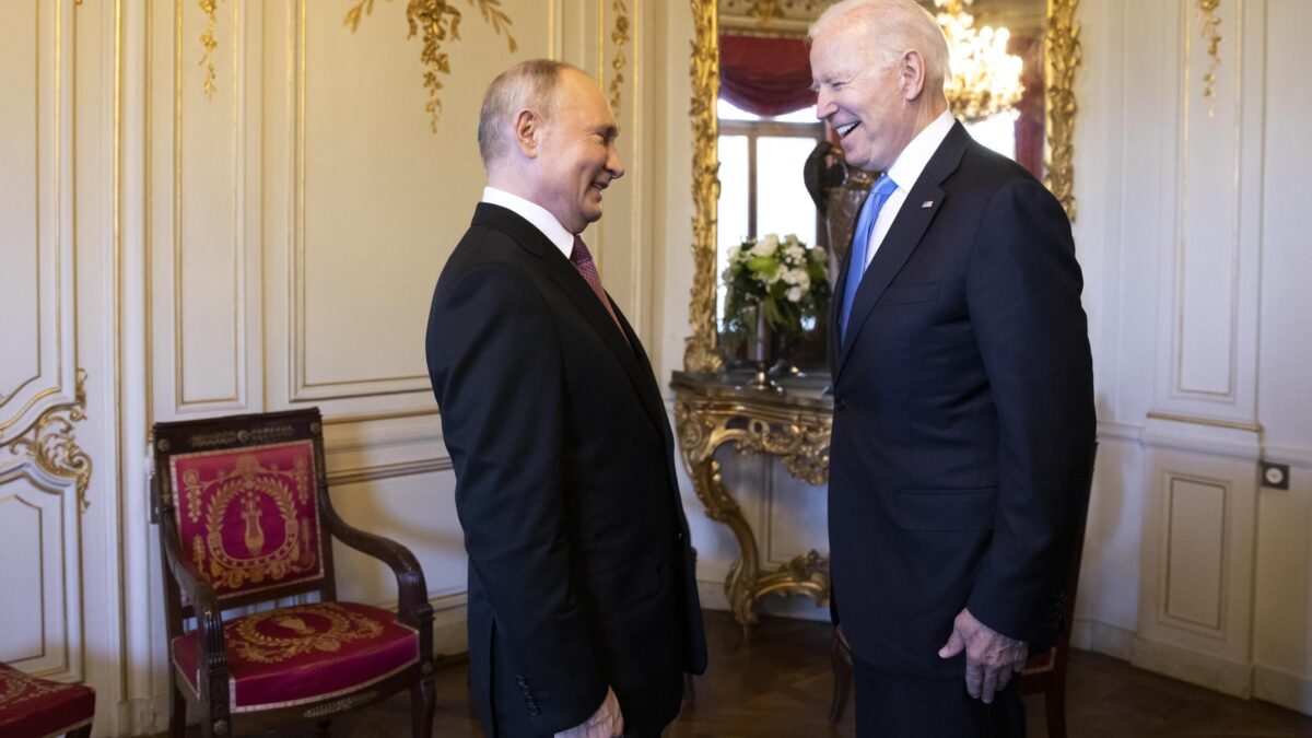 Gli hacker guastano l’idillio tra Biden e Putin