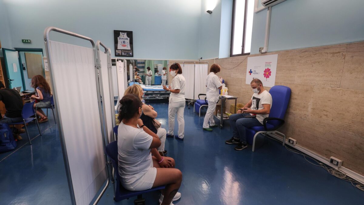 In ospedale rappresaglie su chi non si è vaccinato