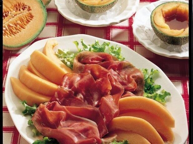 Spicchi di melone per fare il pieno di vitamine estive