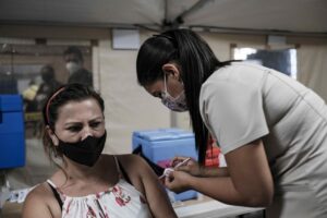 Salvate i vaccini dal delirio di onnipotenza