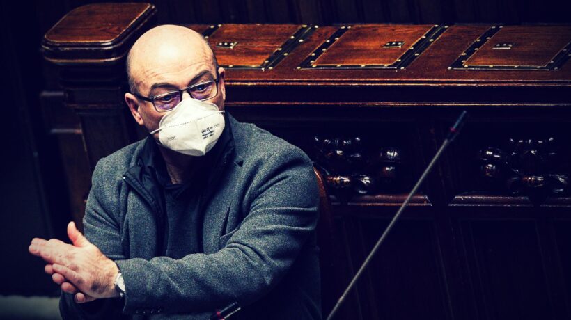 La transizione verde ci costerà carissima: lo dice il ministro