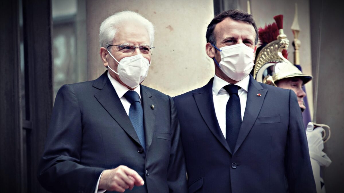 Tra Mattarella e Macron il patto dei misteri