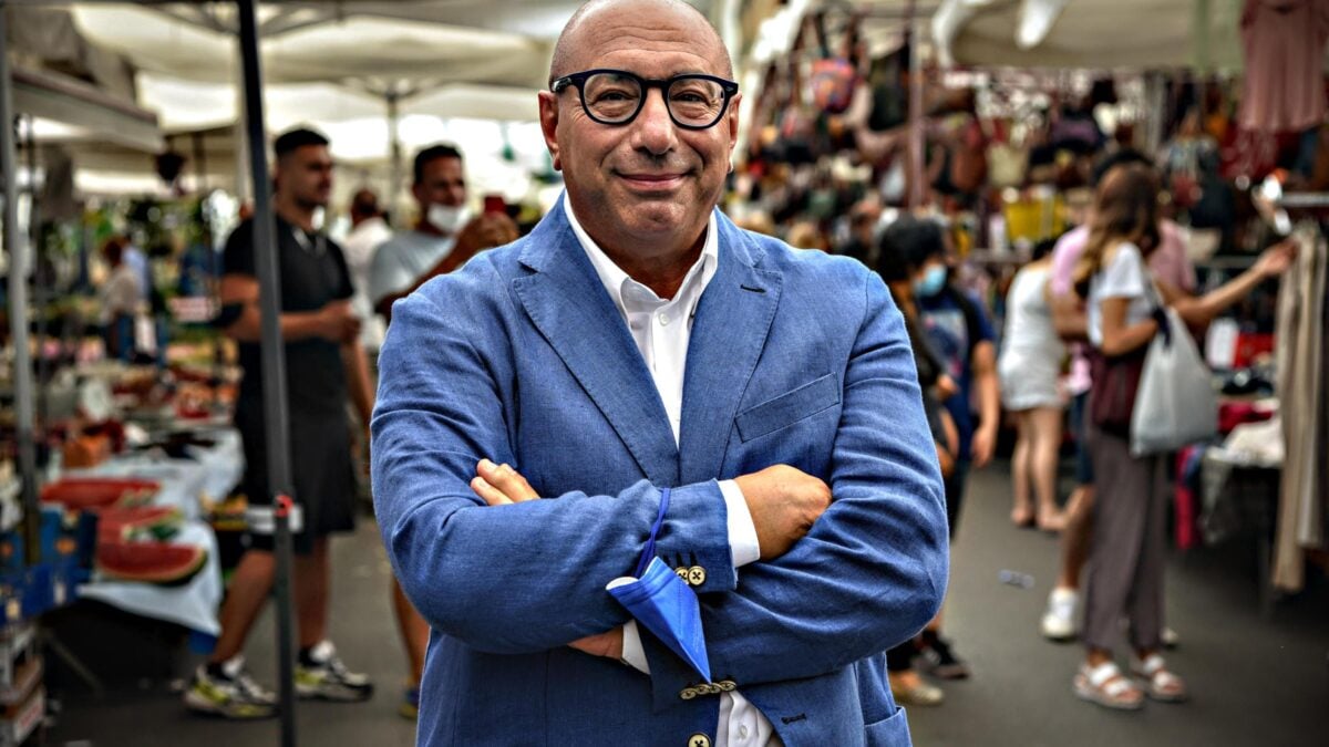 Trovata la quadra a Napoli e Milano. Il centrodestra ha i suoi candidati