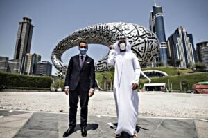 Di Maio si rimangia il no all’export per ricucire con Emirati e Arabia
