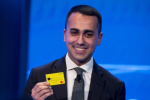 Reddito 5s, la grande truffa. Solo a Genova rubati 12 milioni