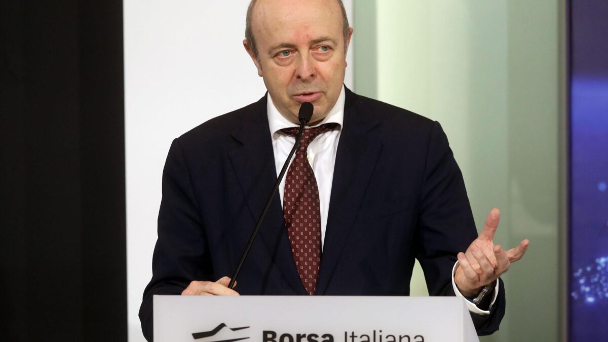 Su Piazza Affari l’ombra di 200 tagli