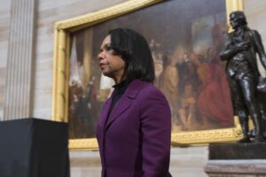 Afghanistan: anche Condi Rice all’attacco di Biden