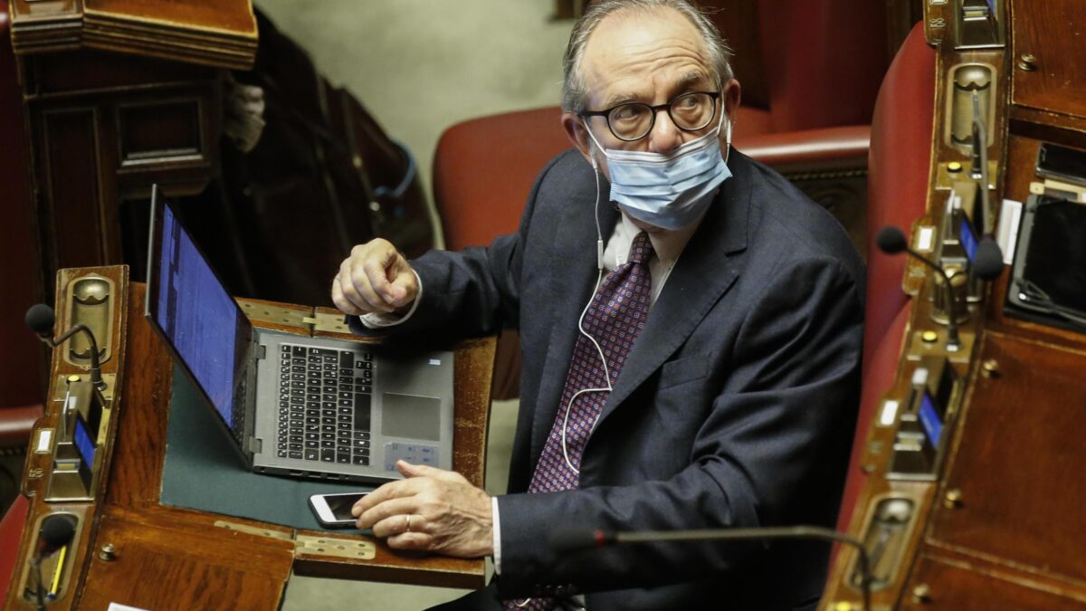 Così Padoan e compagni del Pd hanno cacciato Mps in un vicolo cieco