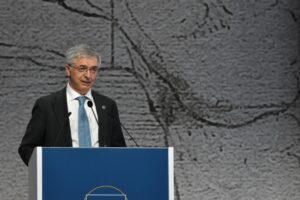 Da oggi Unicredit studia la pratica. Ma c’è l’incognita dei soci stranieri