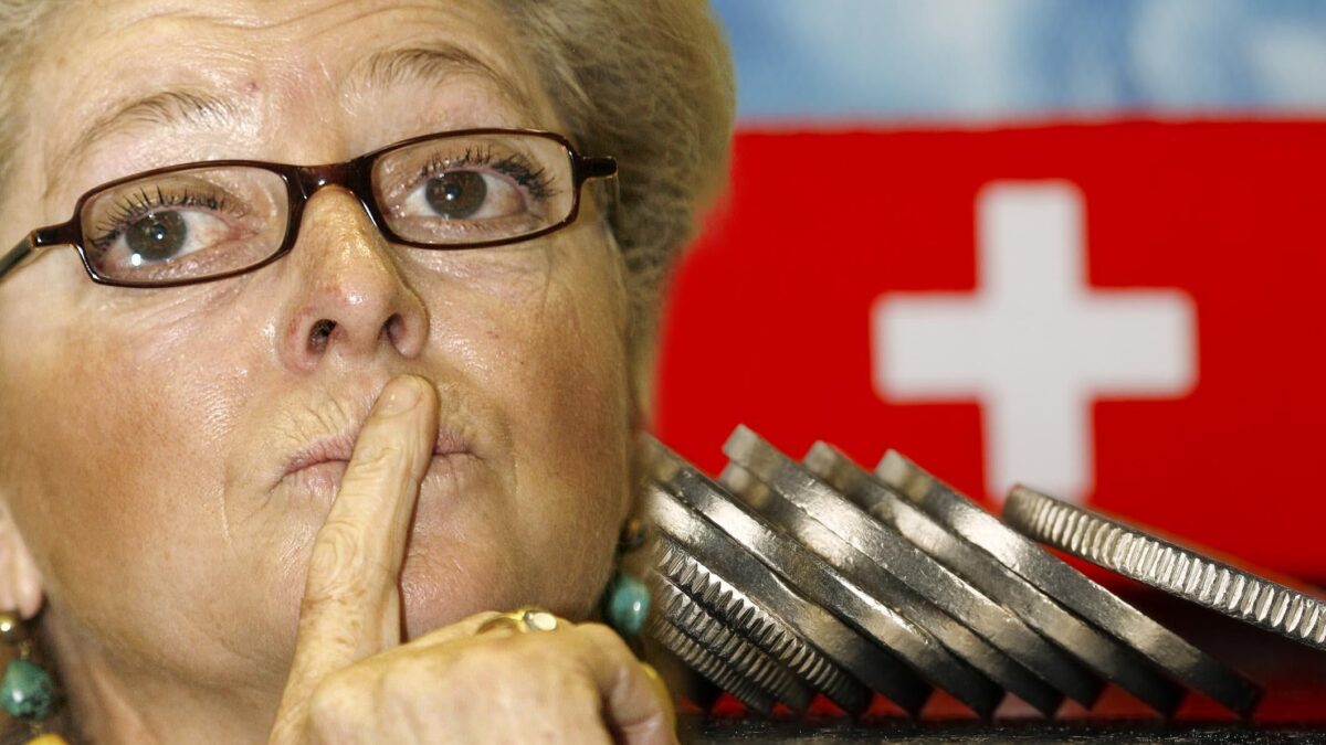 Un bonifico svizzero svela gli altarini? Margherita Agnelli scatena gli avvocati