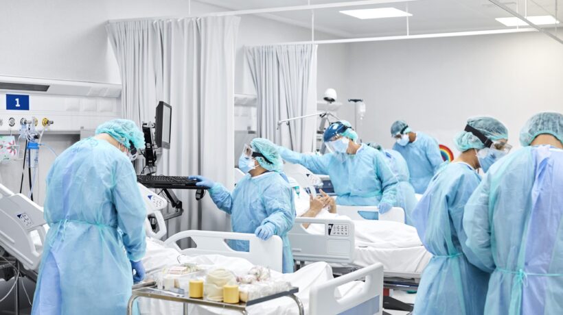 I sanitari non possono ubbidire all’obbligo: il vaccino imposto non esiste