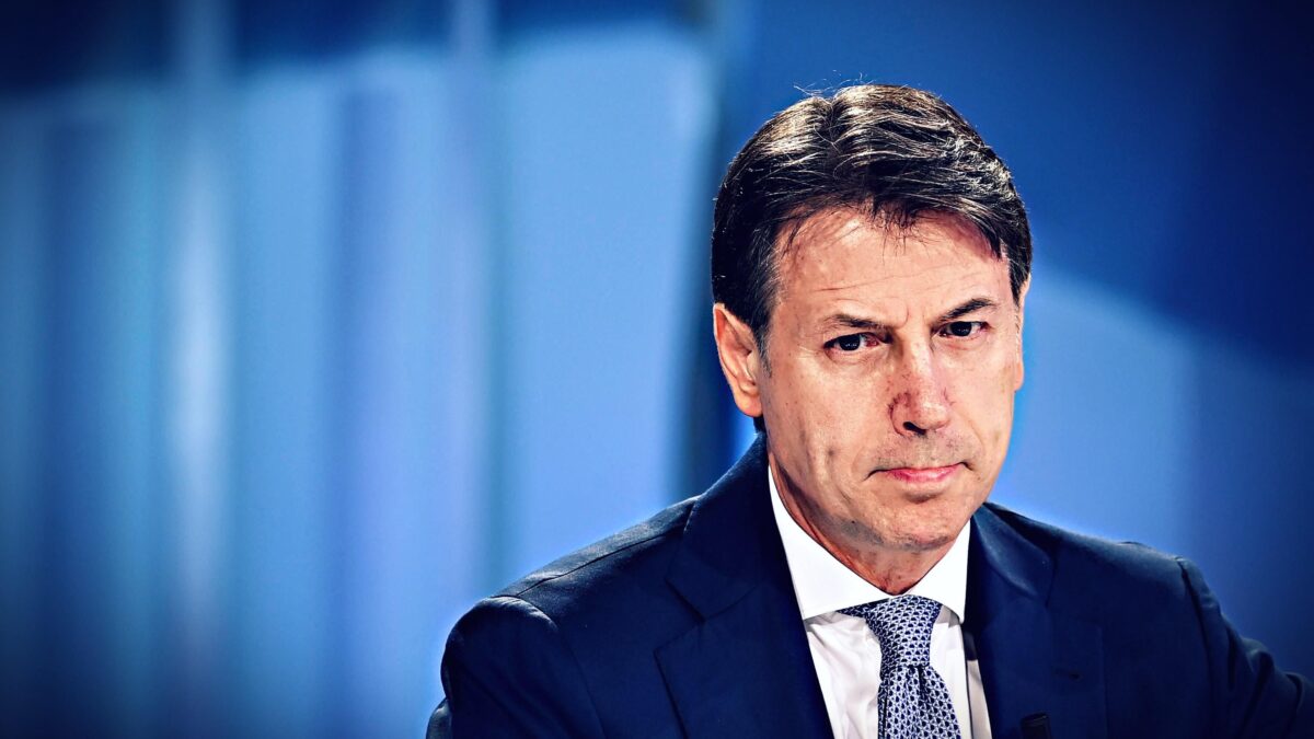 Conte con le ossa rotte sulla giustizia si sottrae alla farsa del voto sul Web