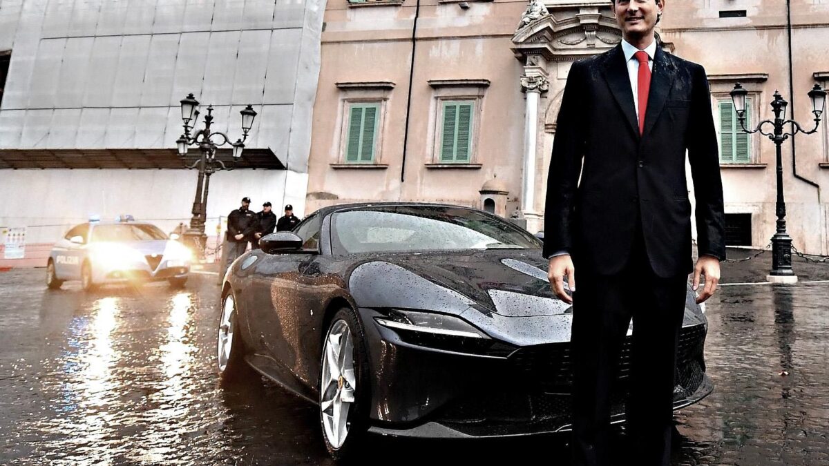 «La cassaforte degli Elkann si regge su alcuni documenti non conformi»