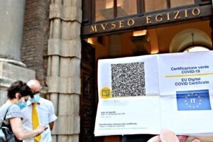 Operai, steward, genitori e docenti. Scioperi e proteste contro la card