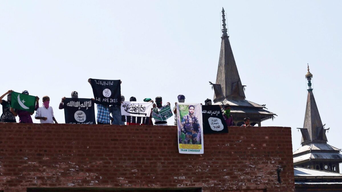 Intelligence nei guai: l’Isis ha scovato le spie
