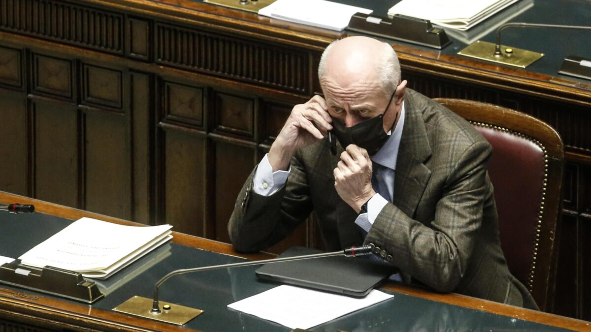 Le piroette di Tabacci nella rumba dei partiti