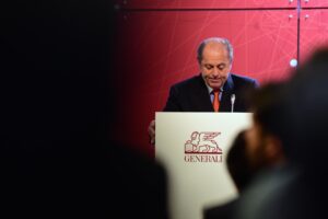 Il cda di Generali diviso su Donnet, ma definisce le regole del gioco