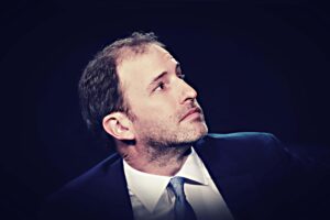 Mazzata Covid e Conte defenestrato. Per Casaleggio 320.000 euro di rosso