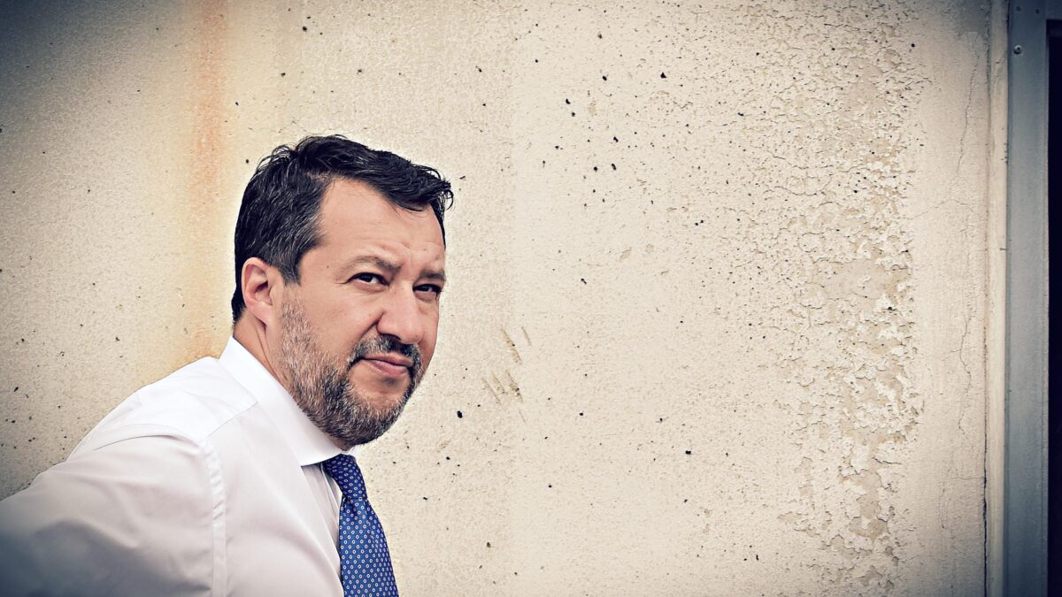 Pass anche per i lavoratori privati. E il Carroccio molla i test salivari