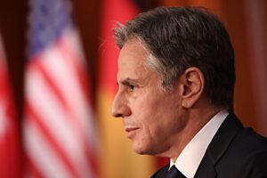 Gli Usa mollano pure la retorica dei diritti